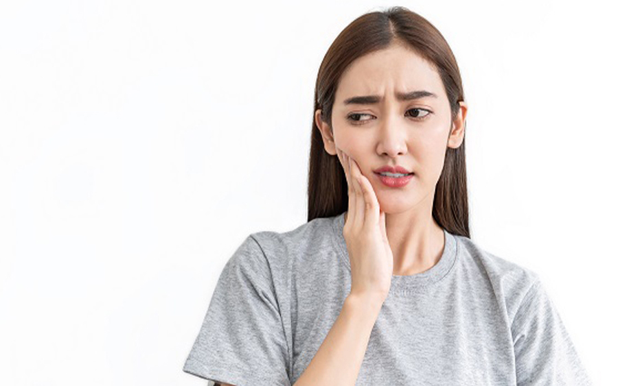 生理になると歯が痛いのはなぜ？